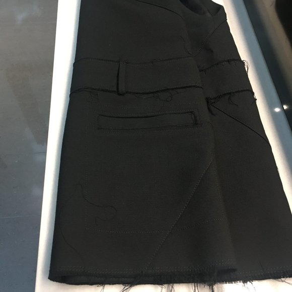 H&M (16) Black Sleeveless Romper Dress with Raw Edge Detail - Picture 12 of 12